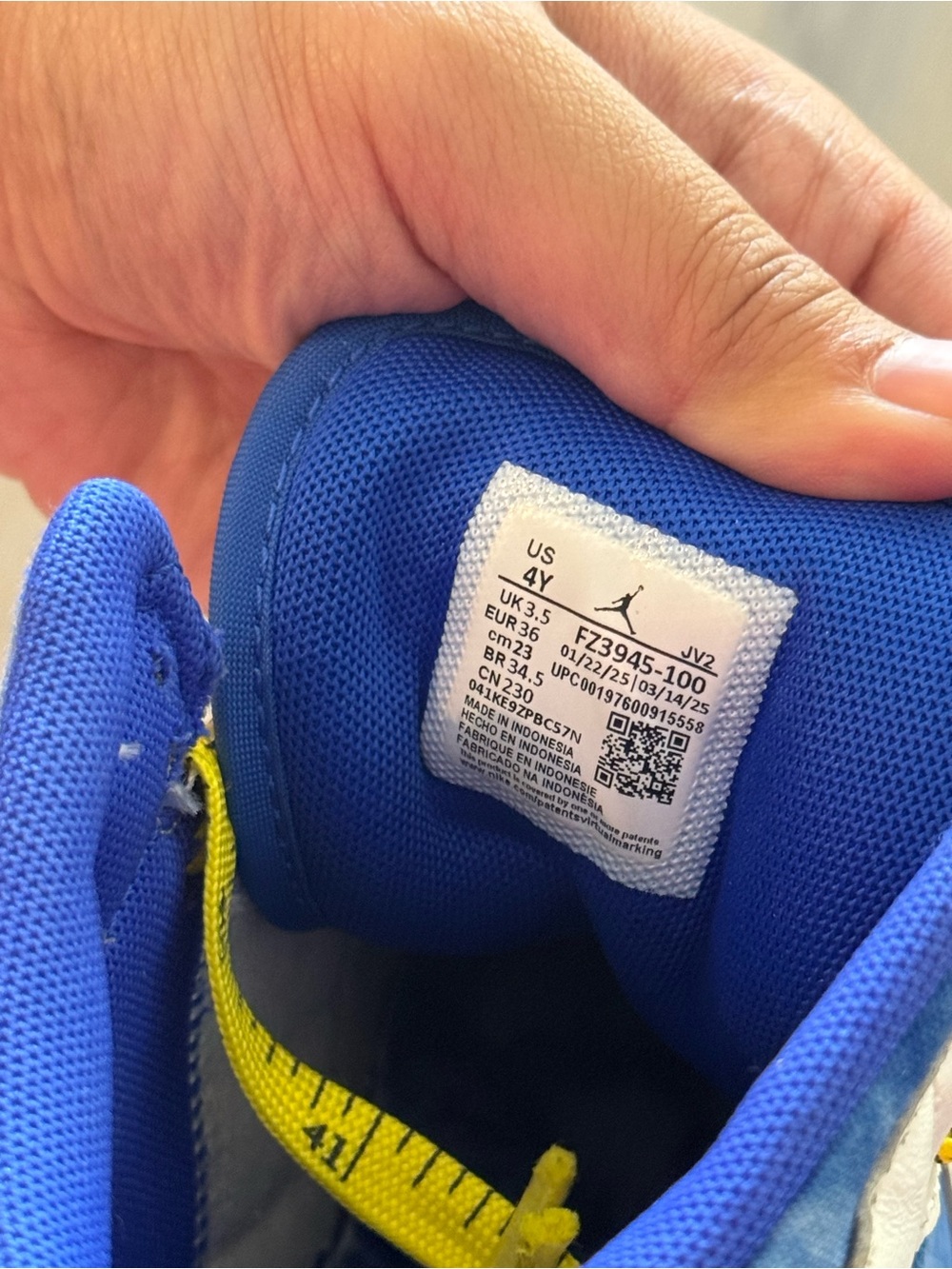 Jordan 1 Mid Sneaker School “Be Tall In Your Thinking” (GS) 4Y - Picture 6 of 6